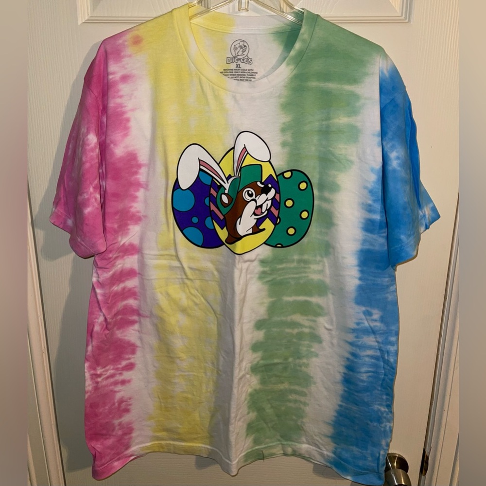 Buc-ee’s Easter T-Shirt